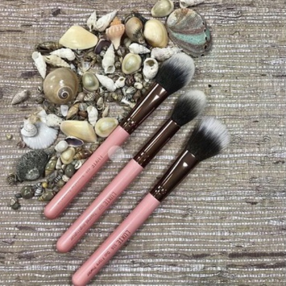 🌸 LUXIE BRUSH FACE SET🌸